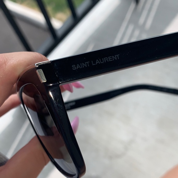 Authentic YSL sunglasses - Picture 6 of 6